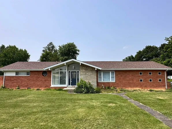 1107 E Cleveland St, West Frankfort, IL 62896