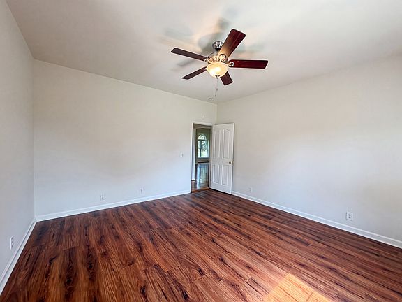 4th image of 1727 Joben Dr