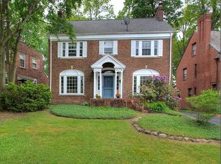 2176 Edgerton Rd, University Heights, OH 44118