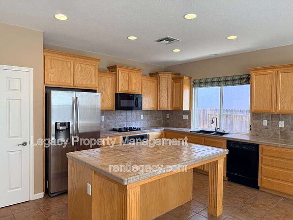 5th image of 10230 Canadeo Cir
