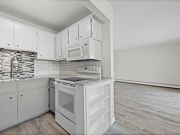 5th image of 5955 Alan Dr APT 61