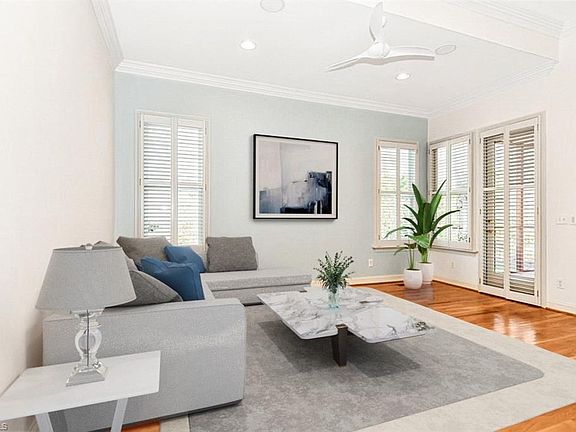 4th image of 65 Kinglet Cir