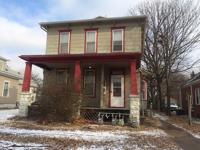 1st image of 1913 S Elm St #2