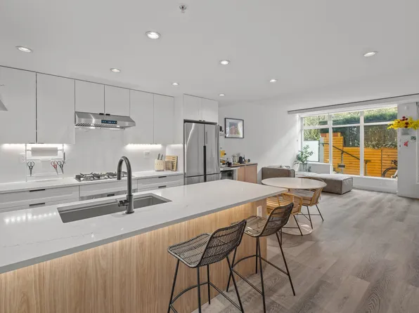 2405 Heather St, Vancouver, BC V5Z 0B9