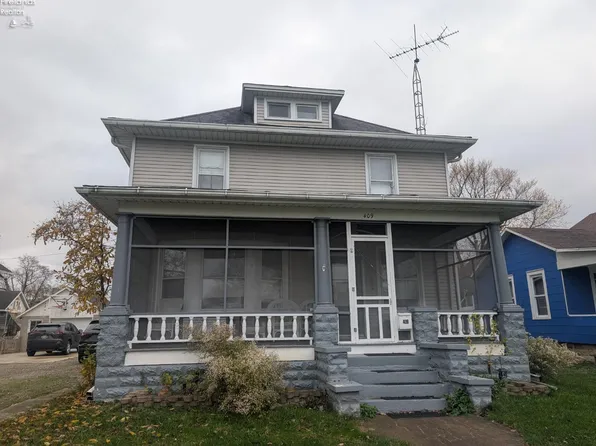 409 W 3rd St, Pt Clinton, OH 43452