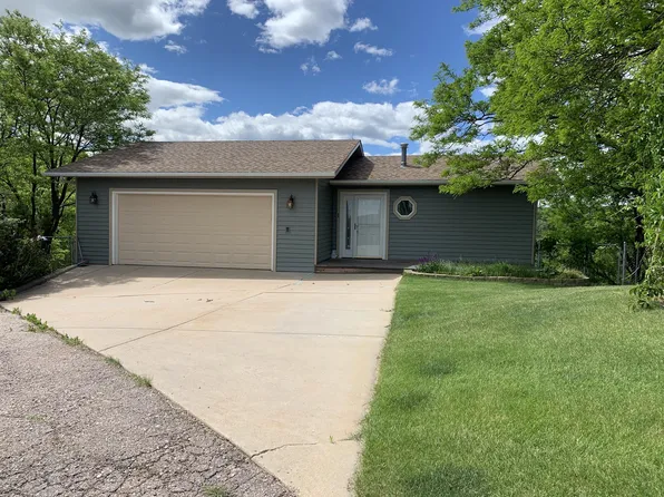 2705 Tomahawk Dr, Rapid City, SD 57702