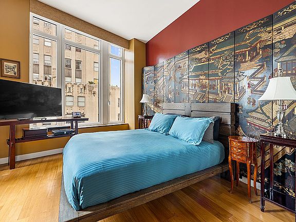 2nd image of 15 William St APT 29I