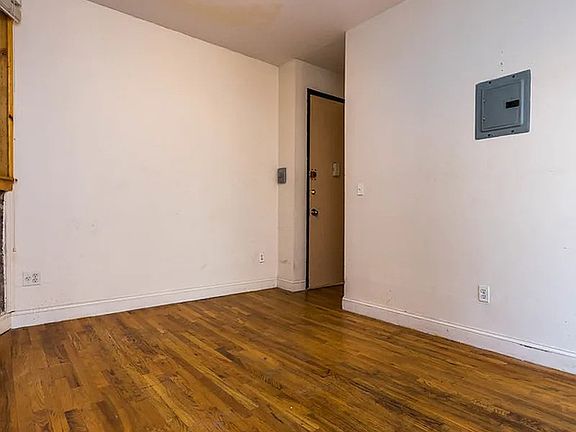 5th image of 346 Gates Ave #D4