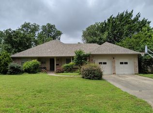 5616 S Pittsburg Ave, Tulsa, OK 74135