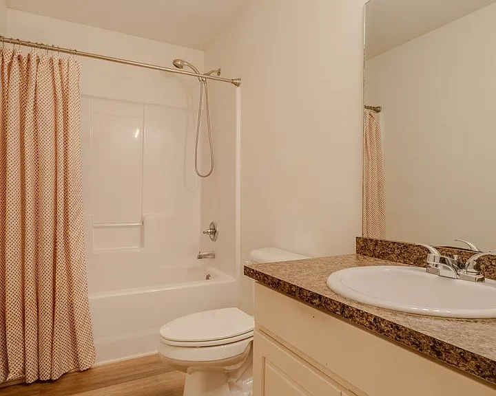 115 Cypress Pl — Photo 17