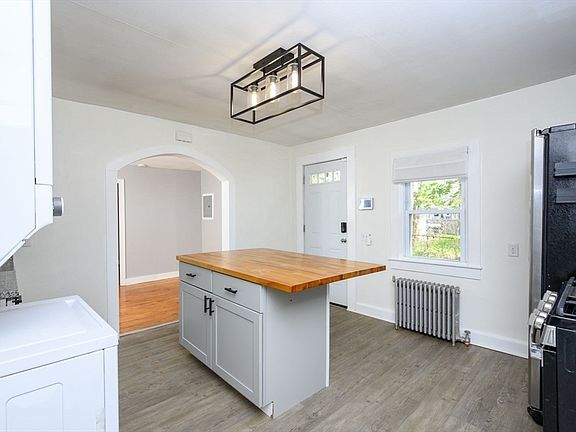 5th image of 280-280 Weir St #R