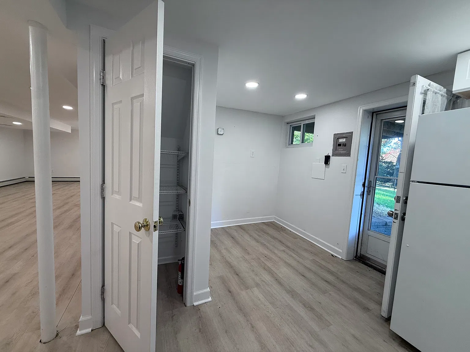 7812 Adelphi Ct — Photo 2