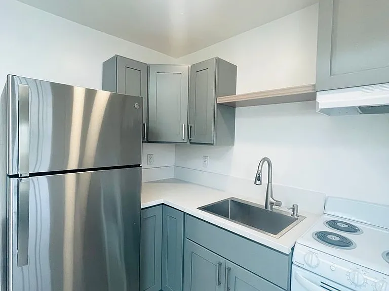 2938-2948 Lexington Dr — Photo 6