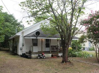 110 E Gibson St, Steele, MO 63877