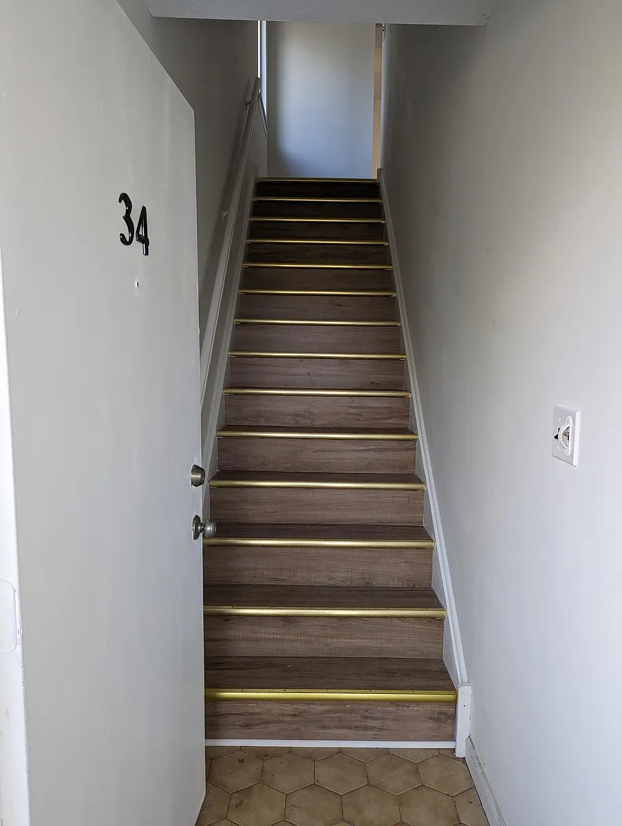 Main entrance stairs - 34 Deerberry Ln