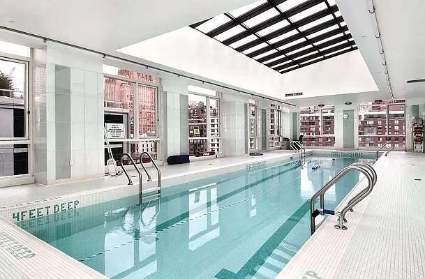 Rented by Nest Seekers International | media 25