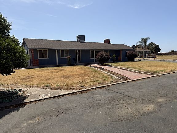 3rd image of 25212 N Cherokee Ln
