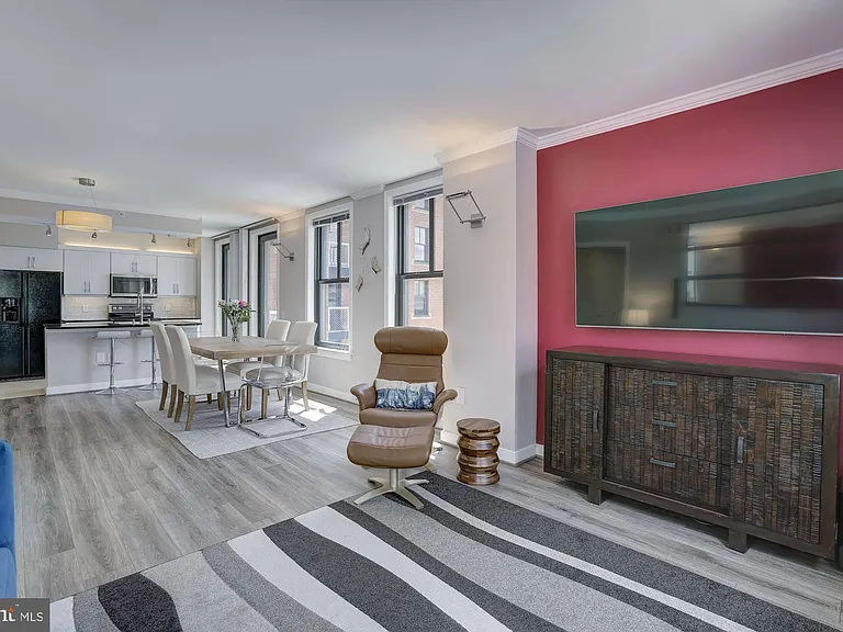 616 E St NW #718 — Photo 17