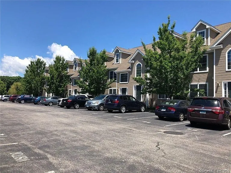 15 Freedom Way — Photo 1