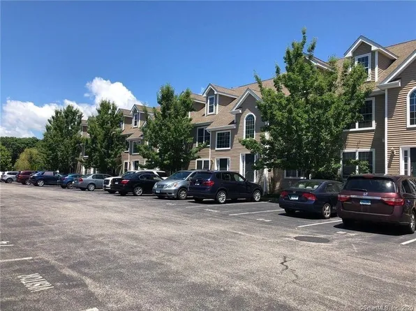 15 Freedom Way, Niantic, CT 06357