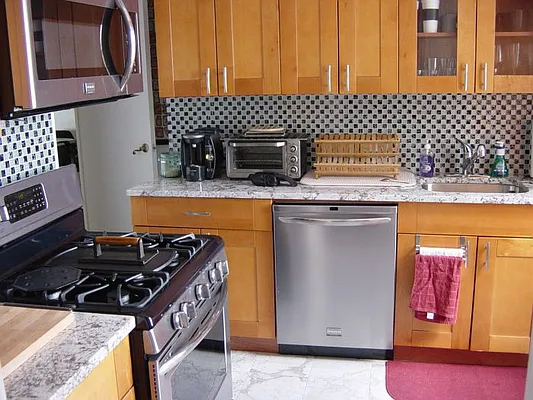 Rented by Noble Realty | media 23