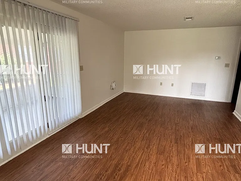 293 Camellia Dr — Photo 2