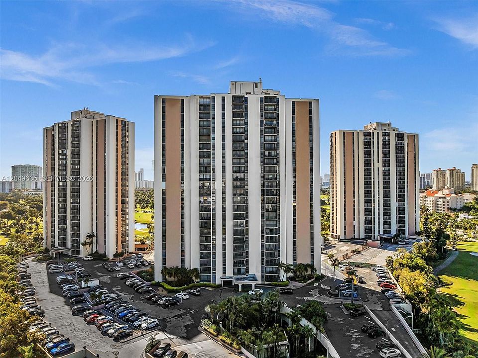 1st image of 20301 W Country Club Dr APT 622