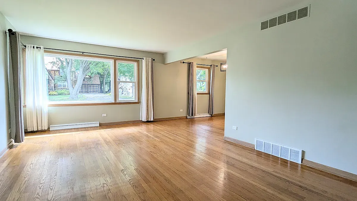 3 bed, 1426 sqft, $3,000 — Photo 4