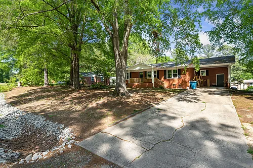 323 Bandock Dr Photo 1