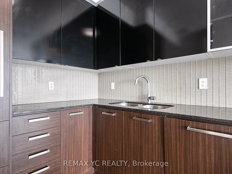 5168 Yonge St #2708 — Photo 7