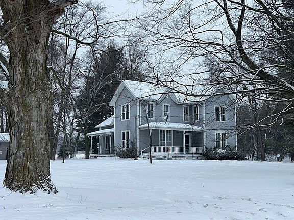 3rd image of 6692 Fitzner Rd