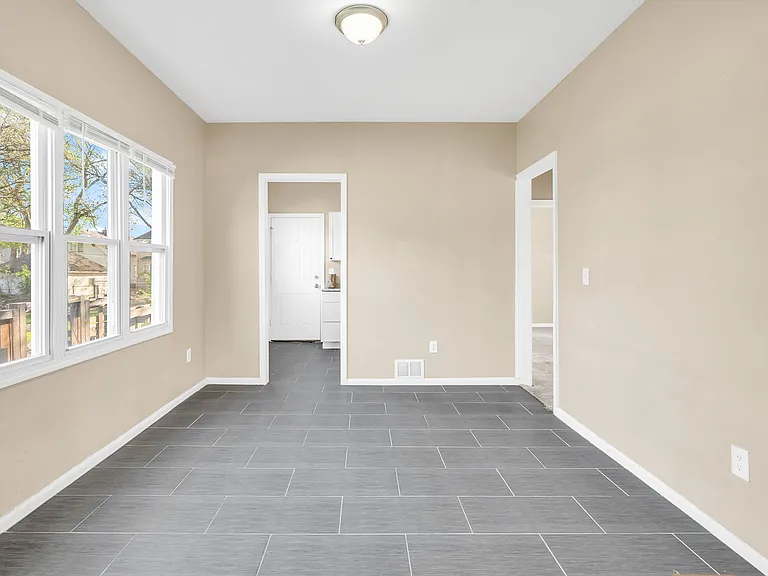 6423 Hazlett St — Photo 19