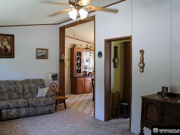3rd image of 697 E Sunnyside Ln