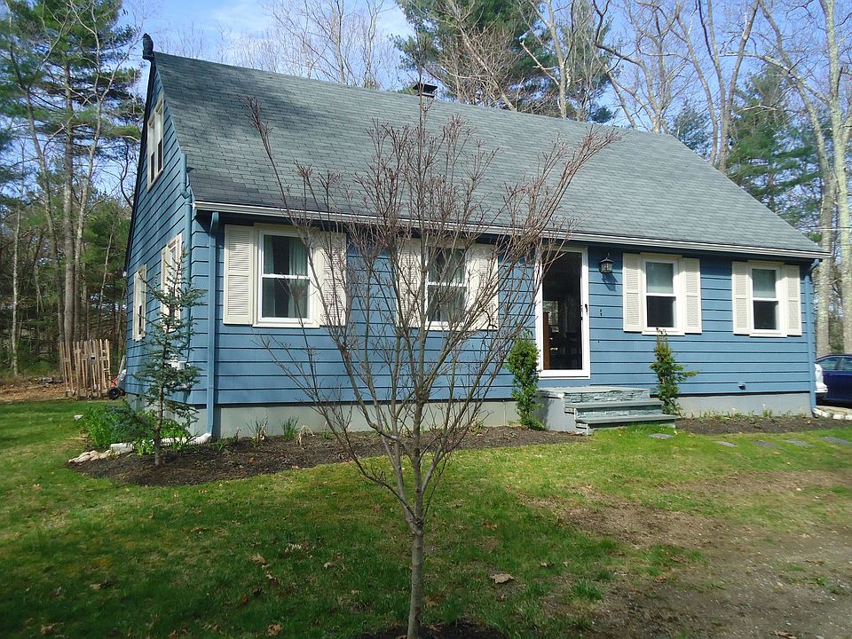 Landscaping starting 2 bloom