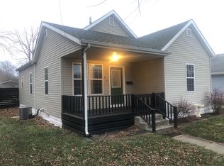 615 S Market St, Winamac, IN