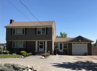 433 1/2 Greenville Ave, Johnston, RI 02919