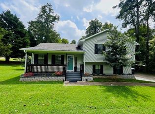 2655 Montego Dr, Buford, GA 30519