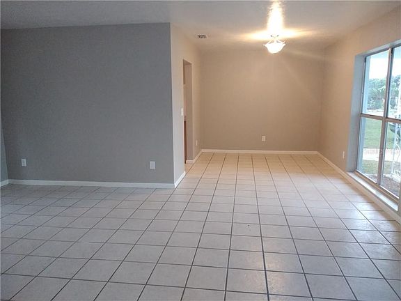 3rd image of 1630 N Page Dr