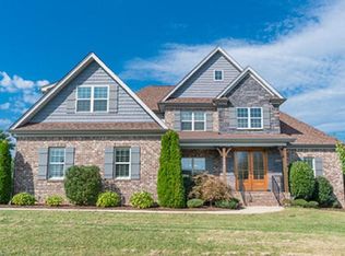 7803 Front 9 Dr, Stokesdale, NC 27357