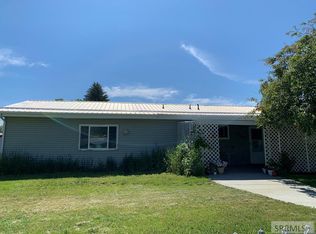 720 S Saint Charles St, Salmon, ID 83467