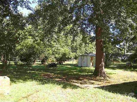 4th image of 923 Cherry Ln