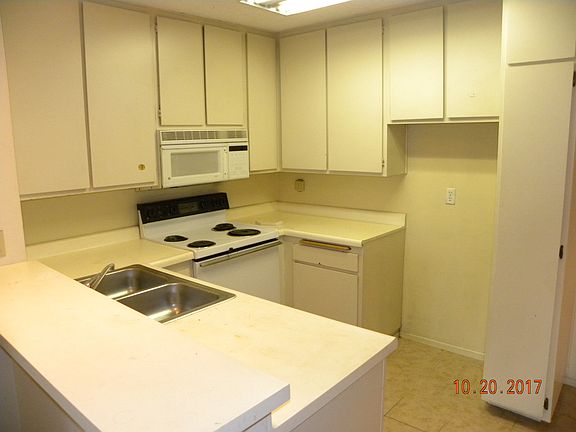 2nd image of 1775 Diamond St Unit 112