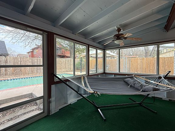 5th image of 3323 Coral Grove Dr