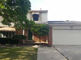 11719 Seneca Dr, Warren, MI 48093