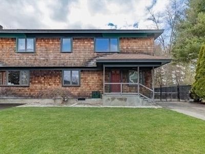 39 Neillian St #39, Bedford, MA, 01730