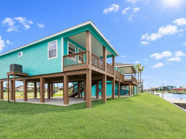 621 County Road 202, Sargent, TX 77414