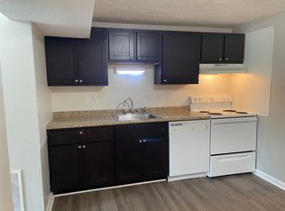 956 Shelley Ct, Fenton, MO