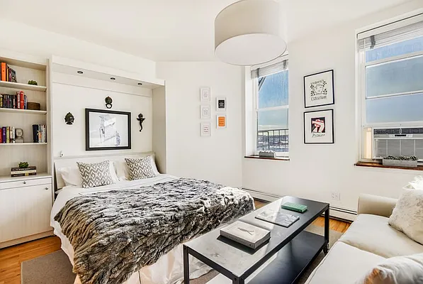 Sold by Compass | media 9