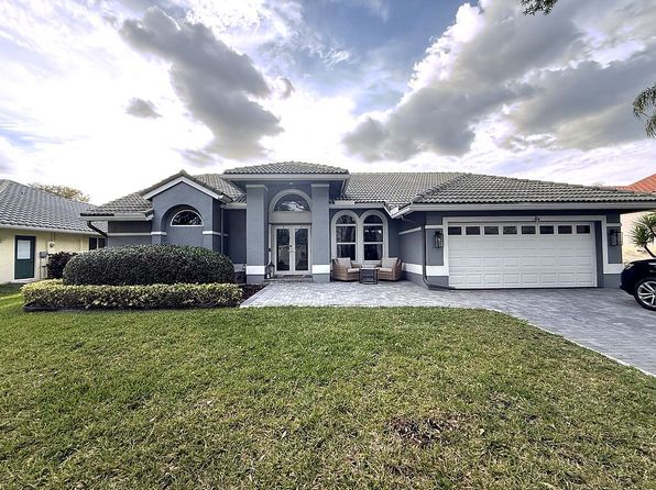 4322 NW 62nd Ave
