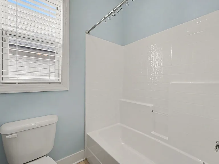 805 Laurel Garden Way — Photo 32